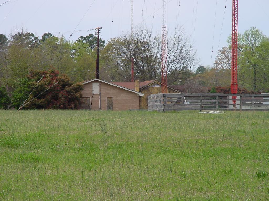 More WISW (old stus, tx bldg)