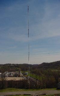 WWWR (910 Roanoke) tower, 1848 Clay St. SE, Roanoke