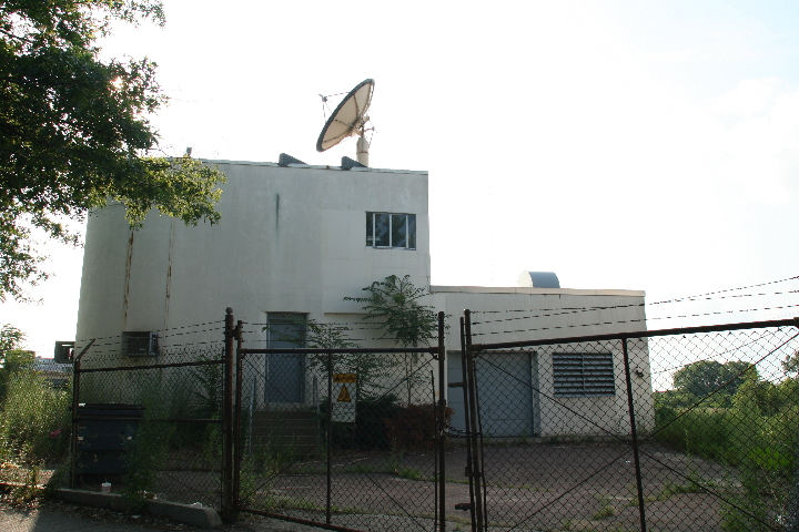 WEZE tx bldg (17-35)