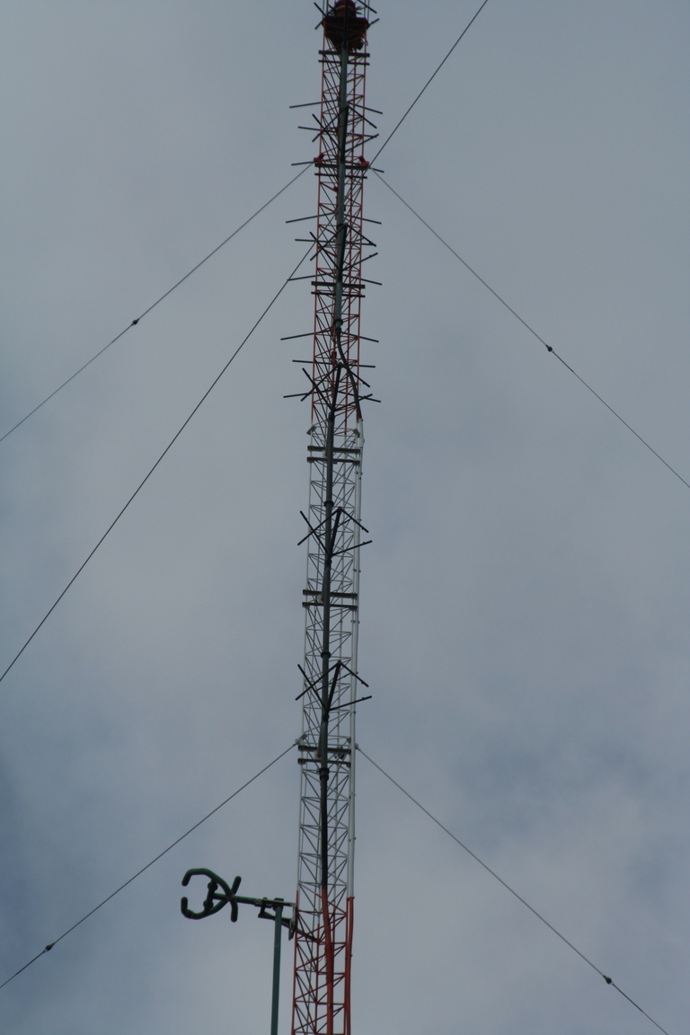 KROQ-FM, KRTH-FM antennas