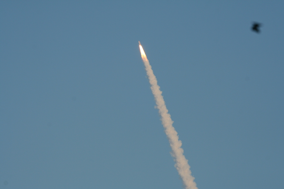Shuttle ascent (VI)