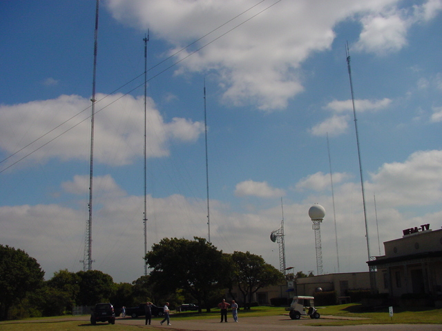 Newer Cedar Hill towers