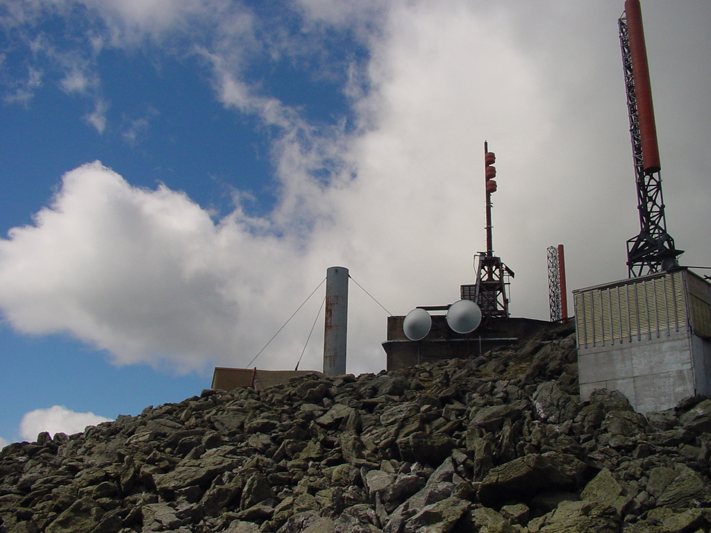 Mount Washington antennas