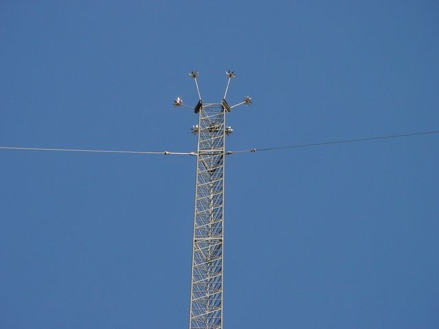 WMLB tower top