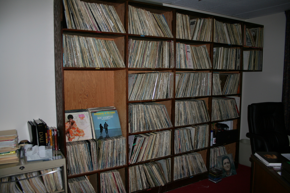 WJDA record library