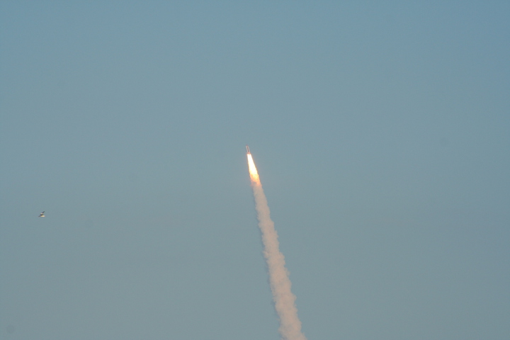 Shuttle ascent (II)